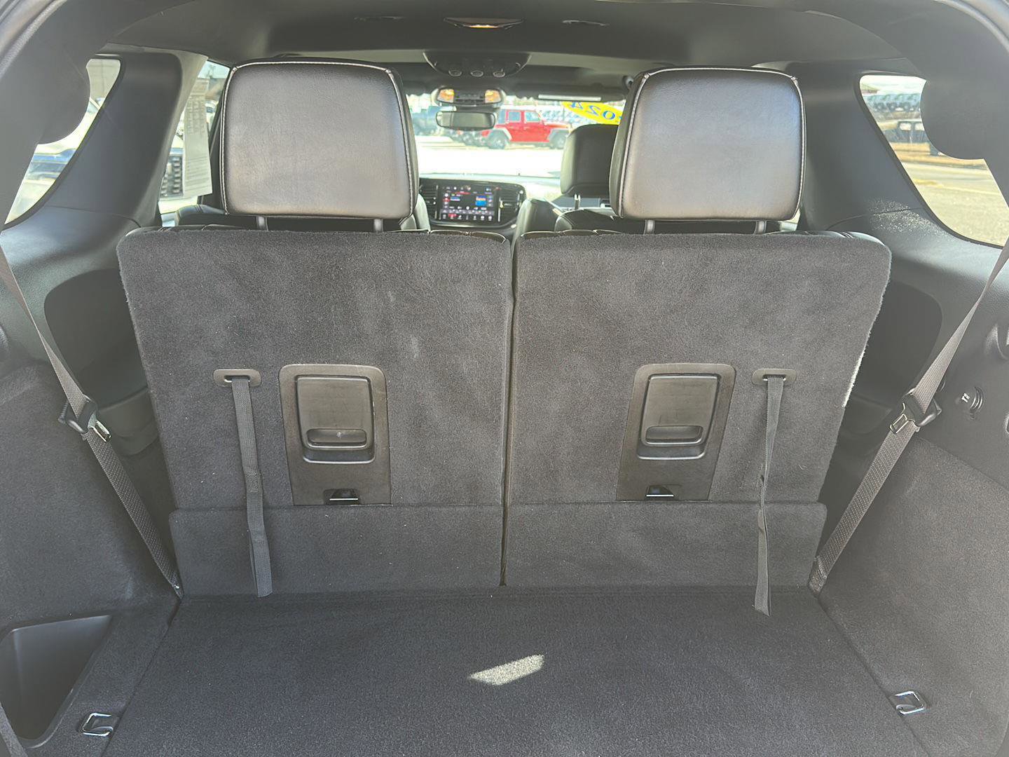 Used 2024 Dodge Durango GT image 10