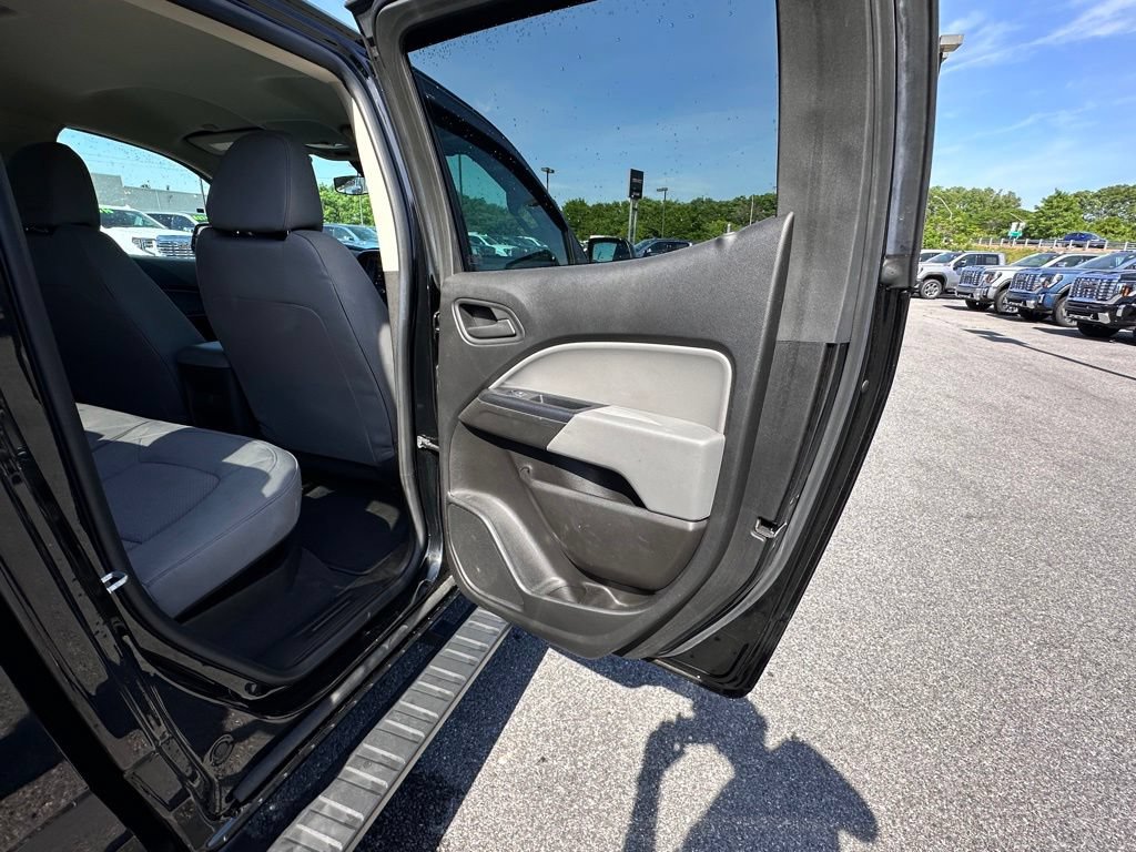 Certified 2021 Chevrolet Colorado W/T w/ Custom Special Edition AWD/4WD image 19