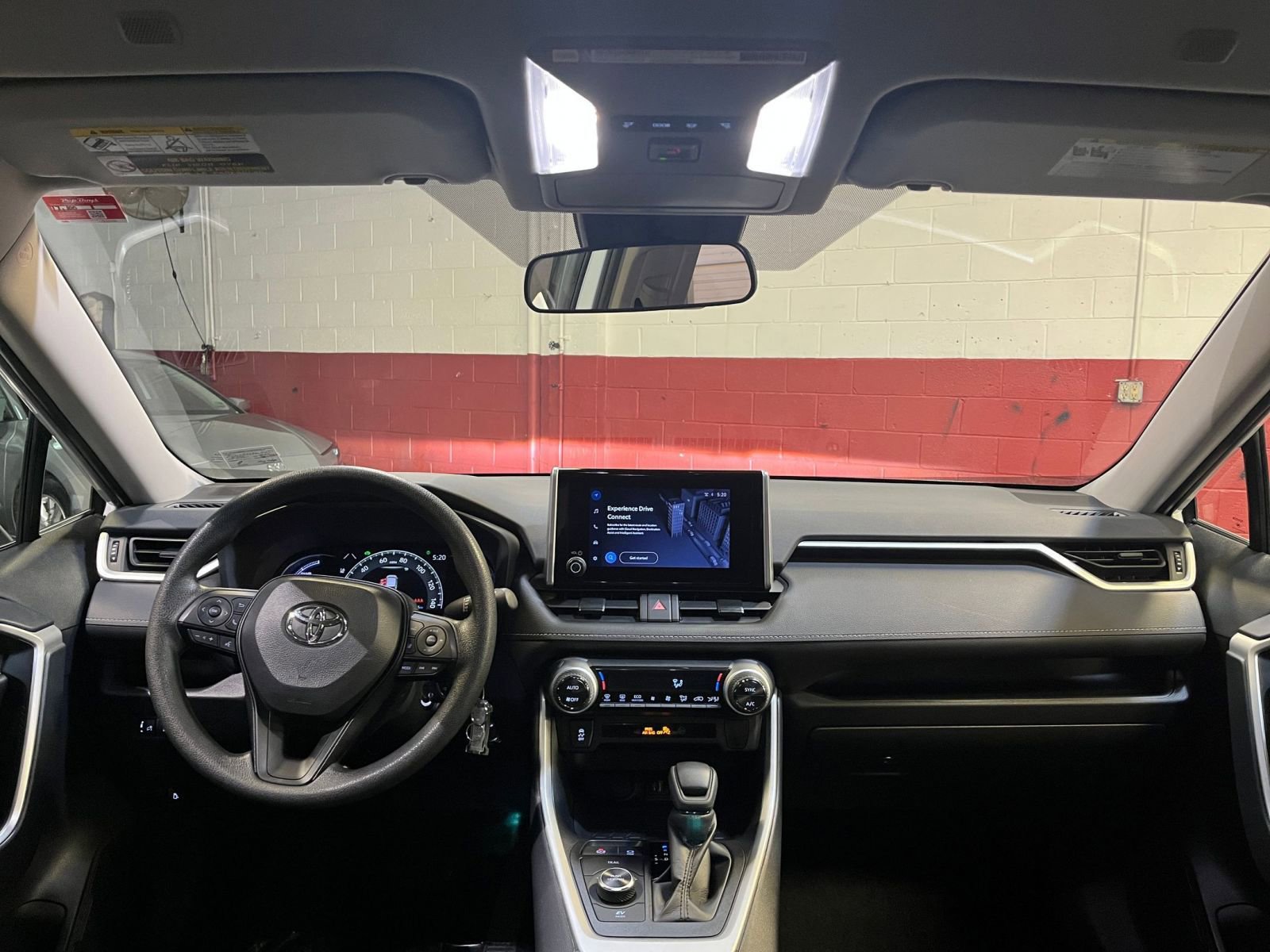 Used 2025 Toyota RAV4 LE image 33