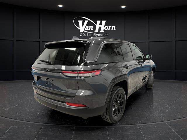 New 2026 Jeep Grand Cherokee Altitude image 3