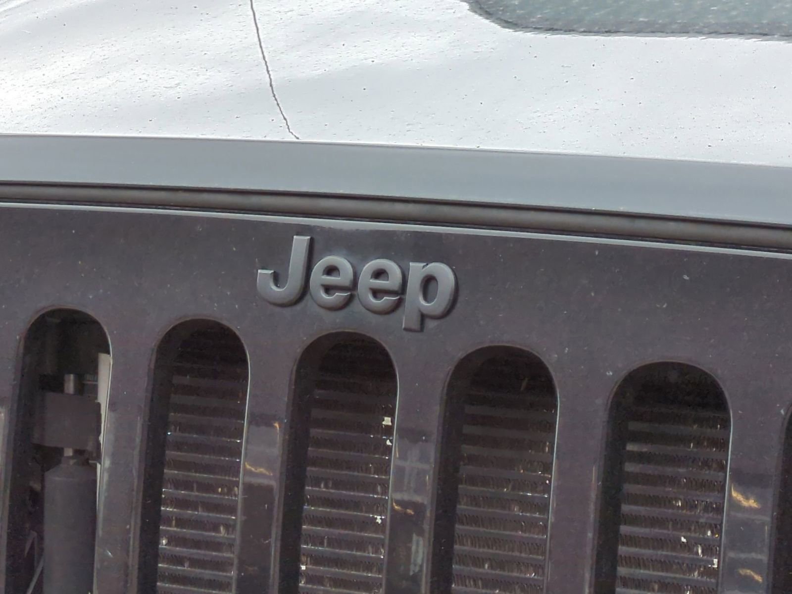 Used 2017 Jeep Wrangler Unlimited Willys image 14