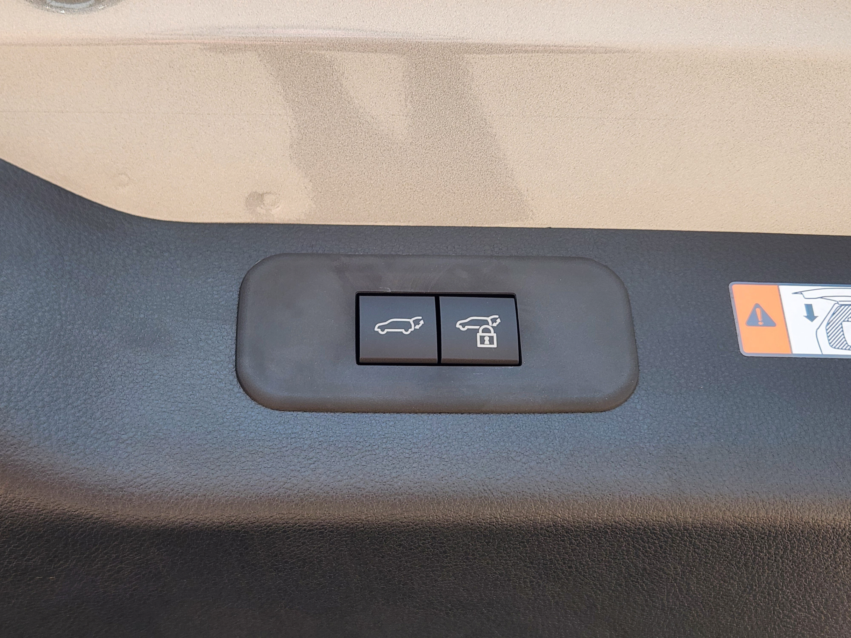 New 2026 Lexus TX 500h AWD image 24