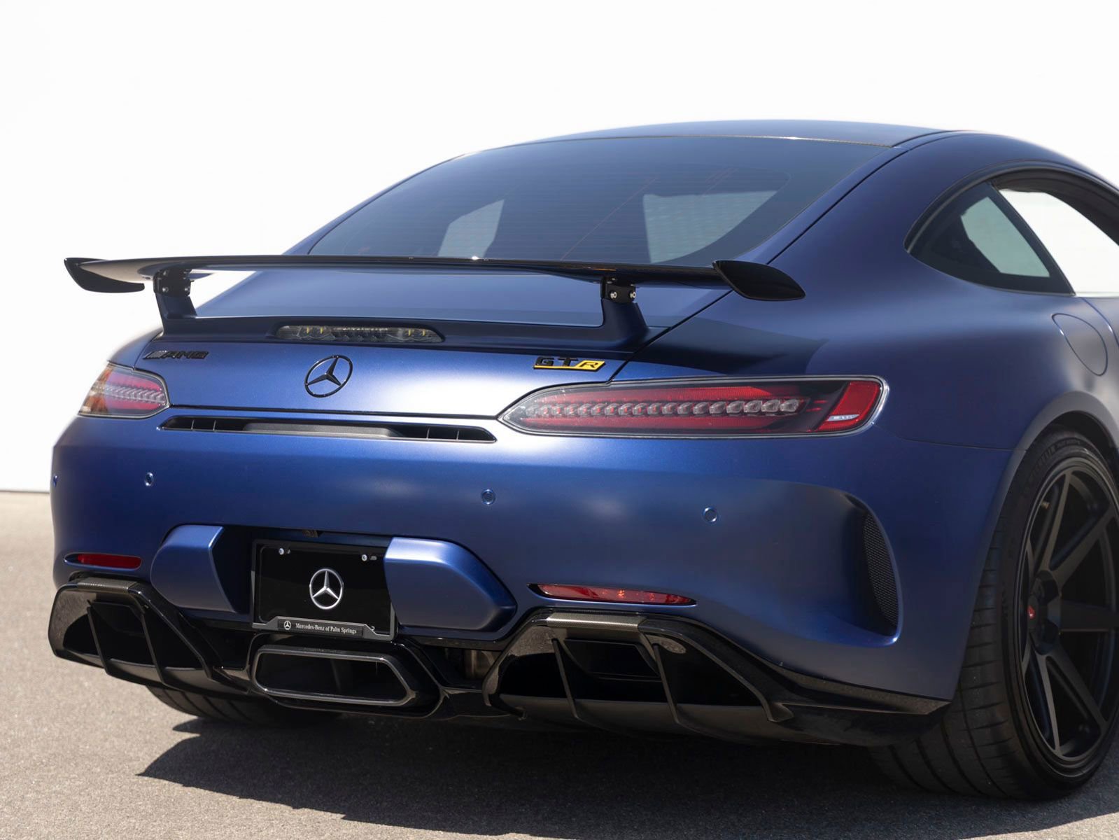 Used 2020 Mercedes-Benz AMG GT R image 8