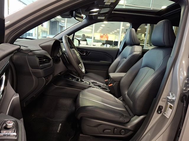 Certified 2025 Subaru Forester Limited image 13