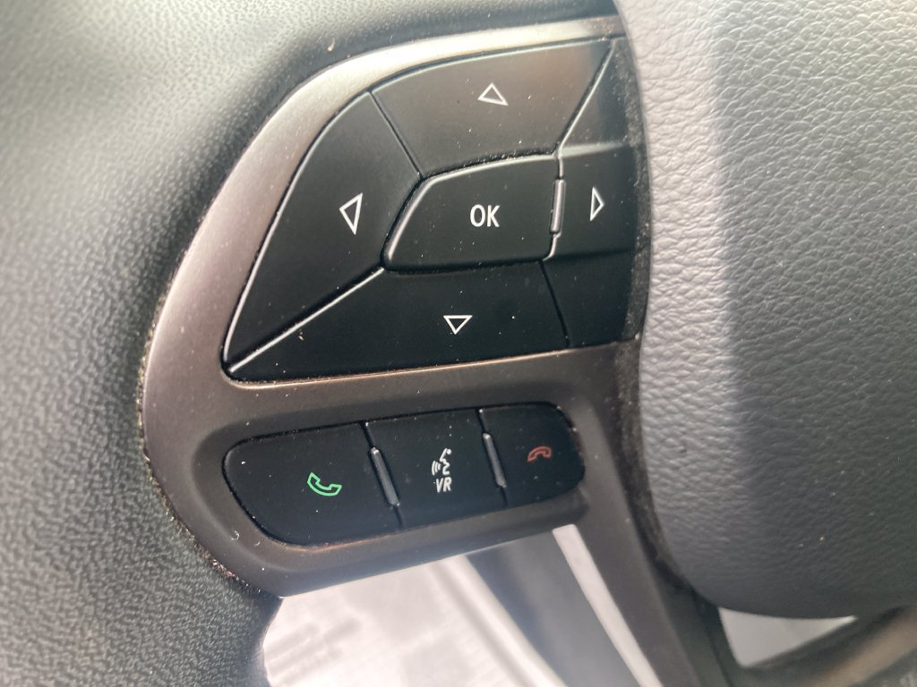 Used 2022 Jeep Cherokee Latitude Lux AWD/4WD image 39