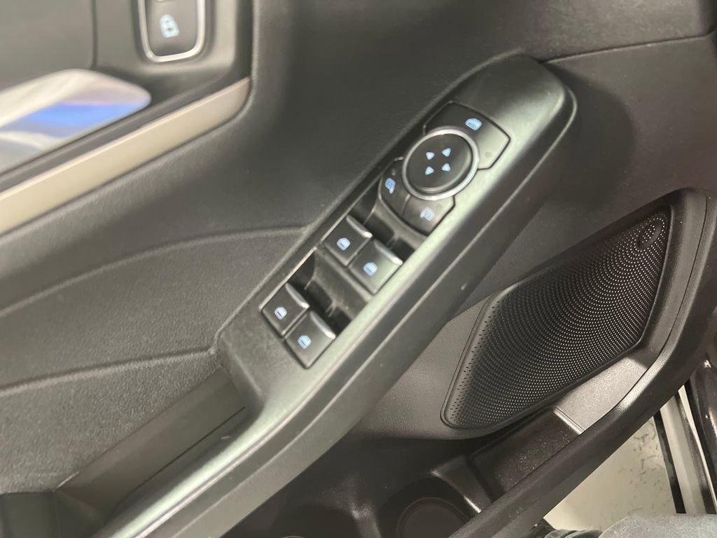 Used 2022 Ford Escape SEL image 24