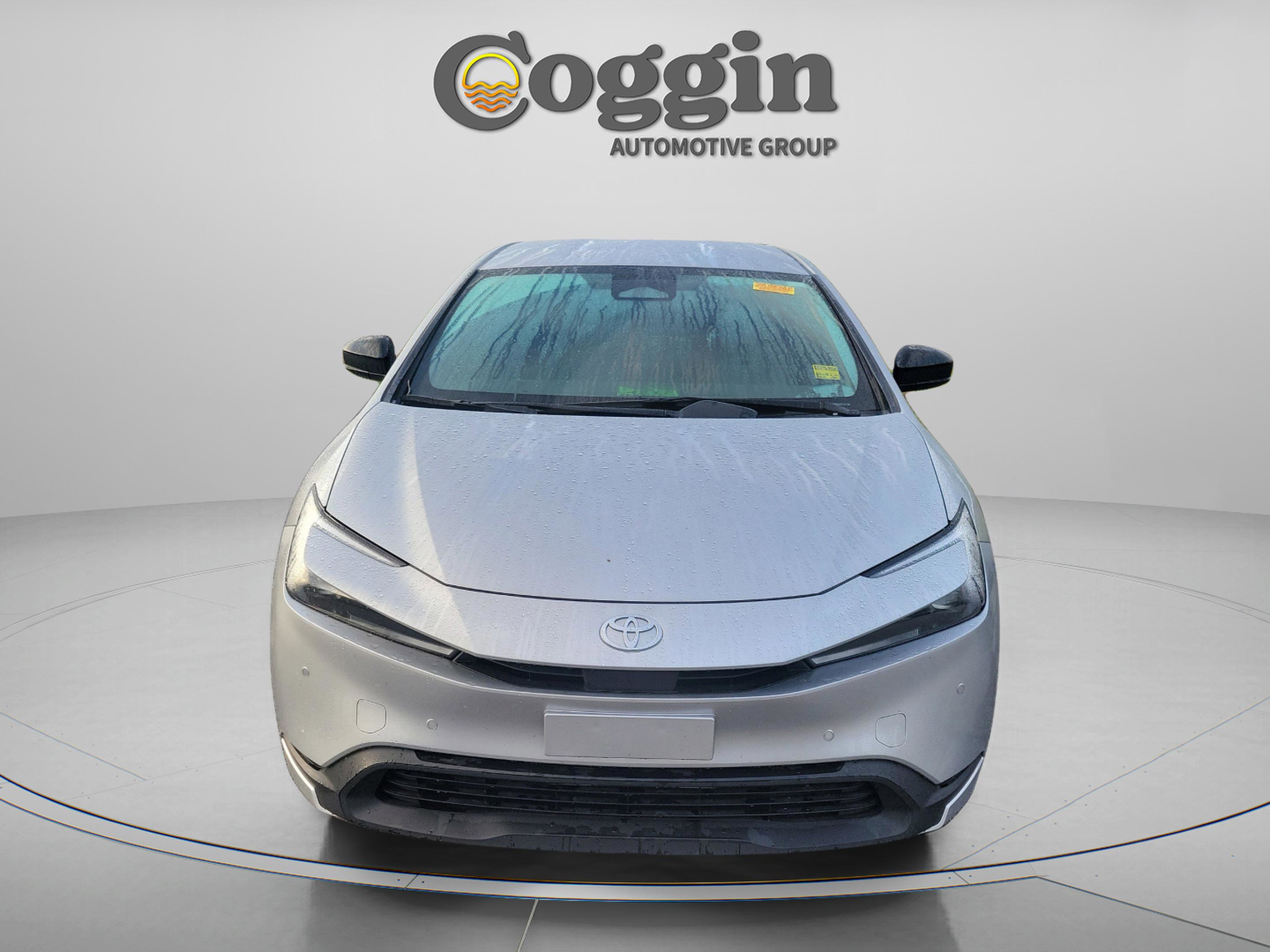 Used 2023 Toyota Prius LE image 8