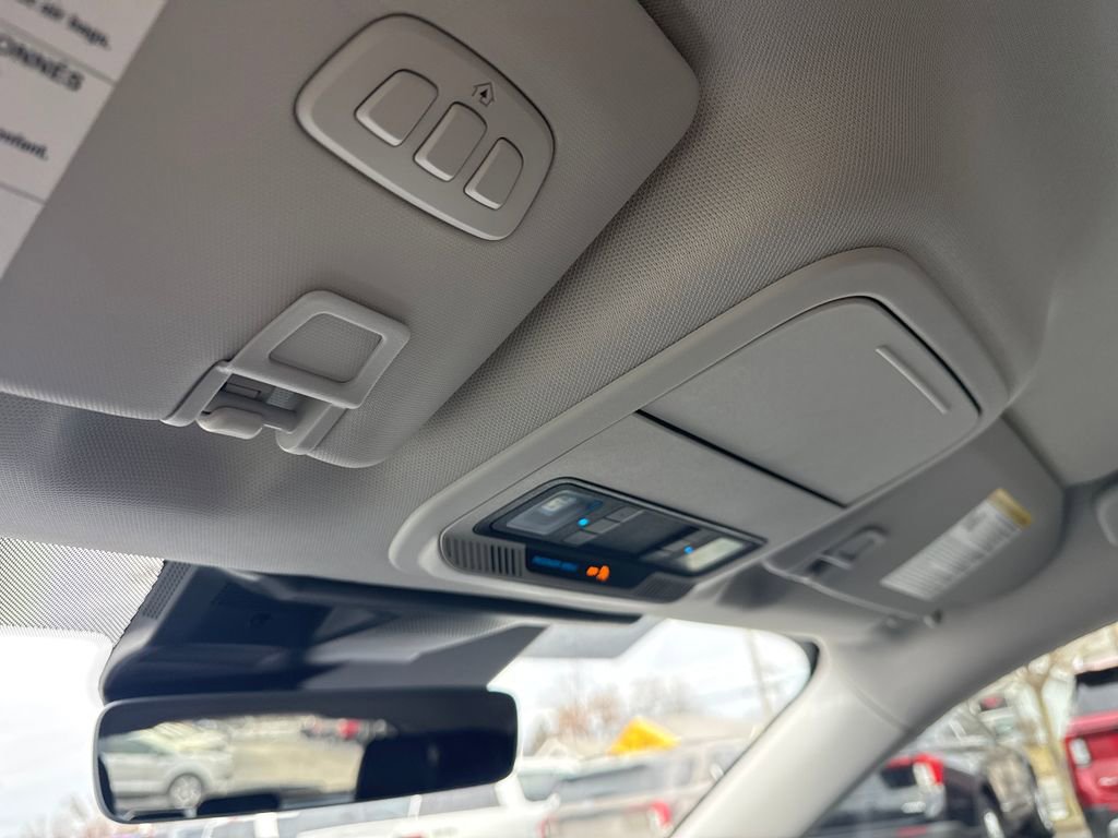 Used 2023 Ford Mustang Mach-E Select image 28