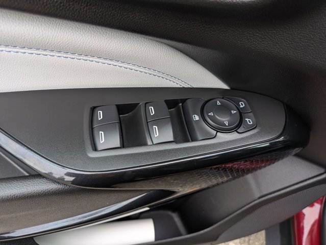 Used 2025 Chevrolet Trax LT image 11