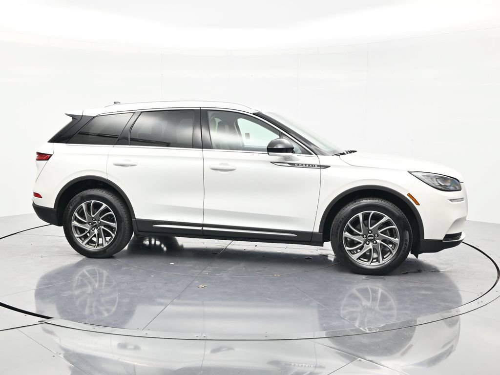 Used 2020 Lincoln Corsair AWD w/ Equipment Group 101A image 4