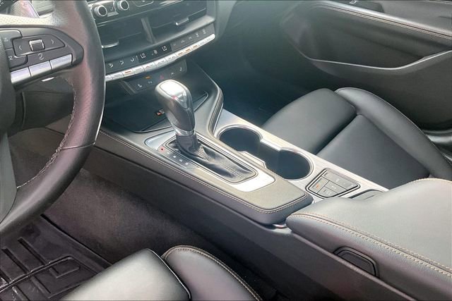 Used 2023 Cadillac CT4 Sport w/ Technology Package image 17
