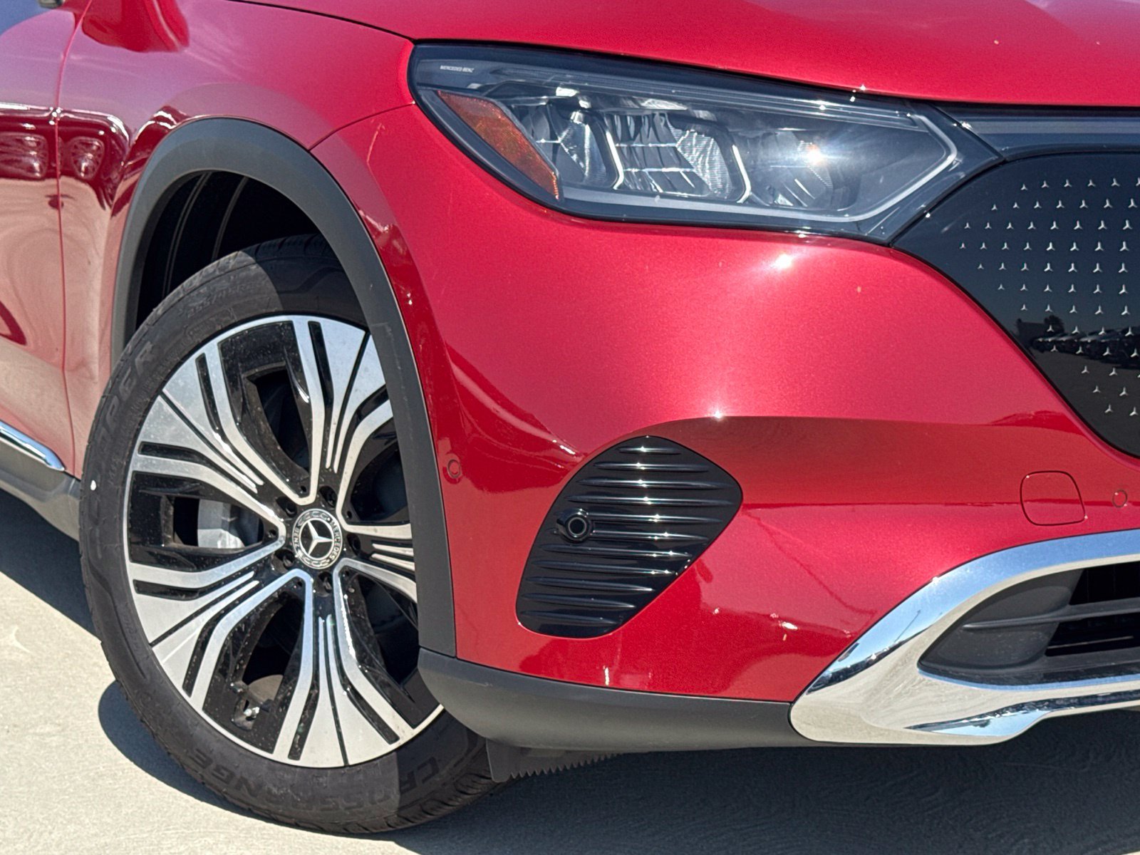 New 2026 Mercedes-Benz EQE 320+ SUV image 4