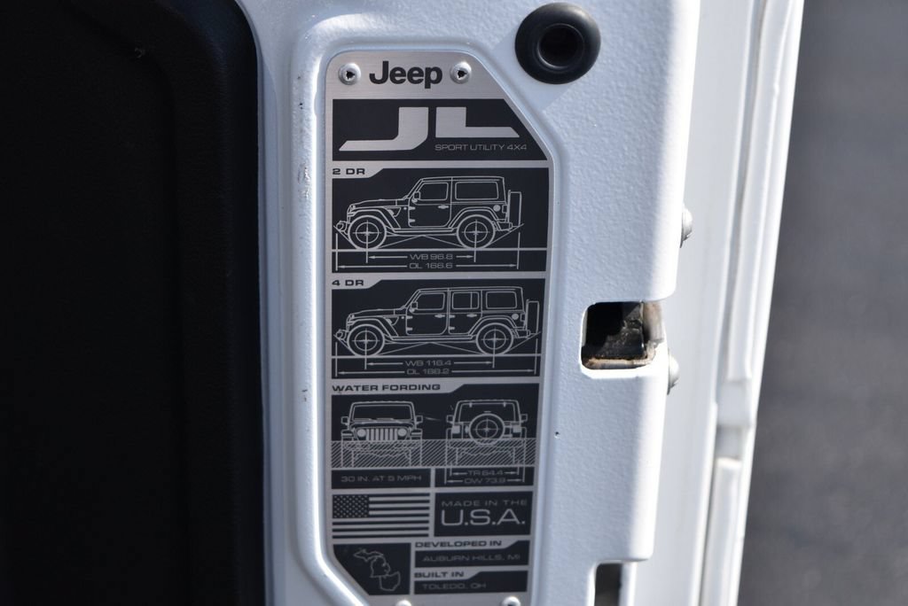 Used 2018 Jeep Wrangler Unlimited Rubicon AWD/4WD image 42