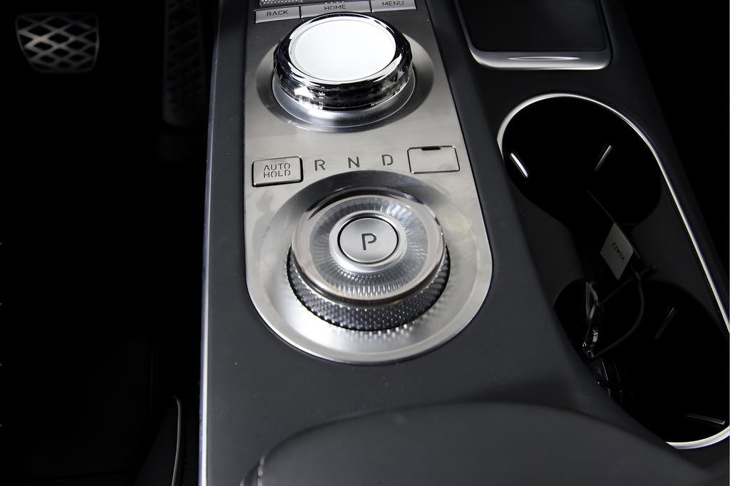 Used 2024 Genesis GV70 2.5T w/ Sport Prestige Package image 25