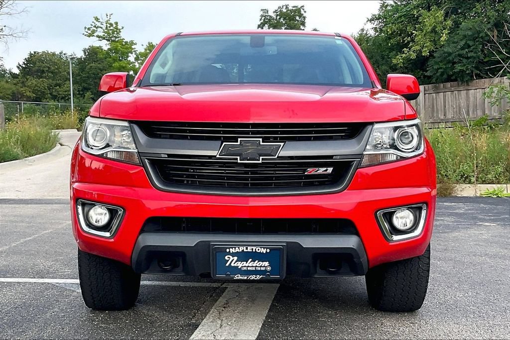 Used 2015 Chevrolet Colorado Z71 AWD/4WD image 3