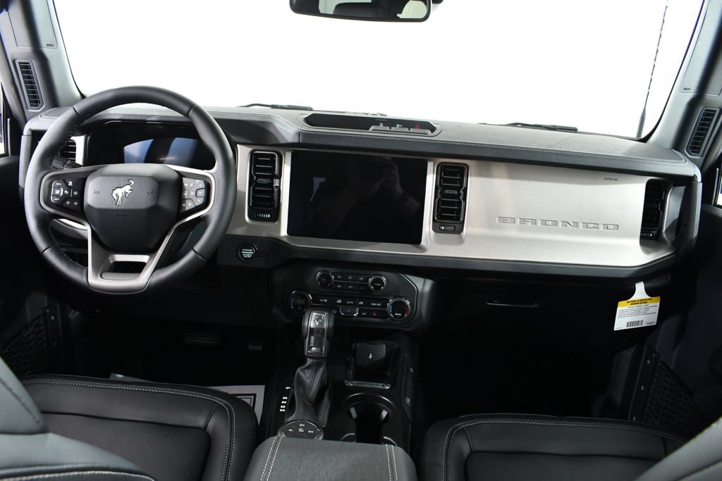 New 2026 Ford Bronco Outer Banks AWD/4WD image 7