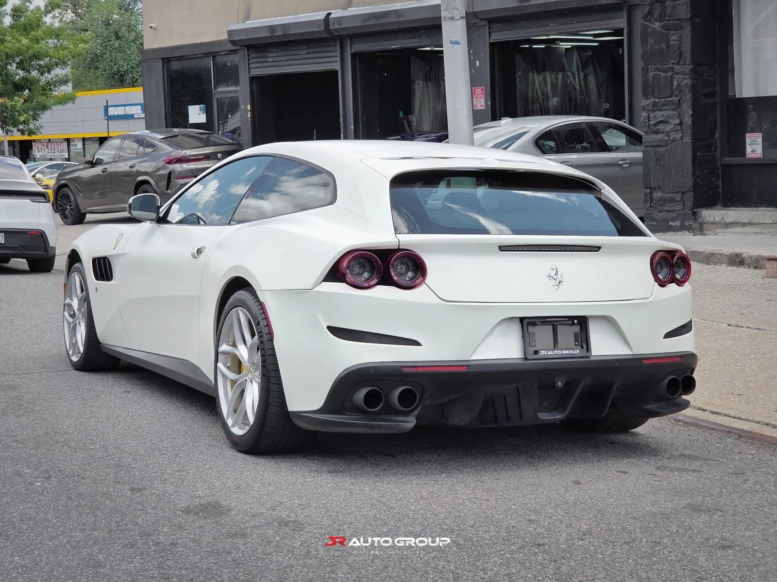 Used 2018 Ferrari GTC4Lusso T RWD image 8