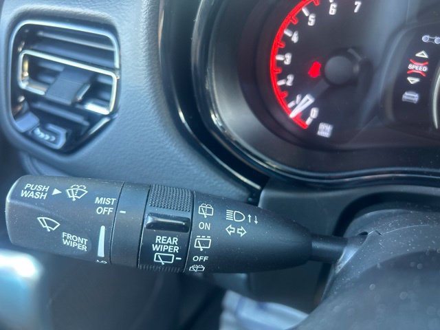 Used 2022 Dodge Durango GT AWD/4WD image 32