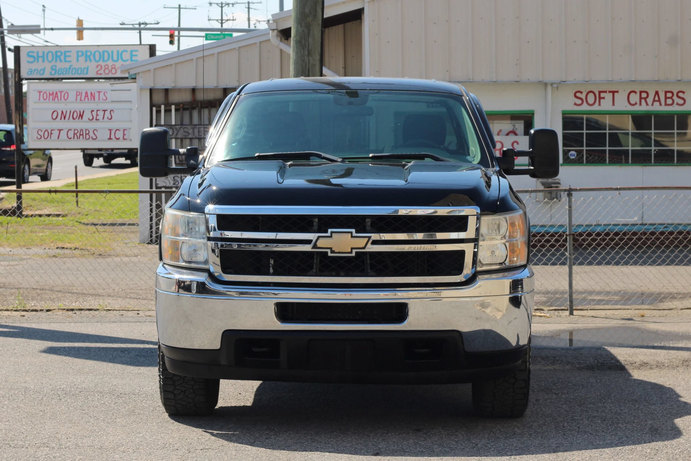 Used 2011 Chevrolet Silverado 2500 W/T w/ Snow Plow Prep Package AWD/4WD image 2