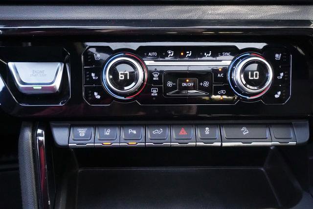 Used 2024 GMC Sierra 2500 AT4 w/ AT4 Premium Plus Package image 24