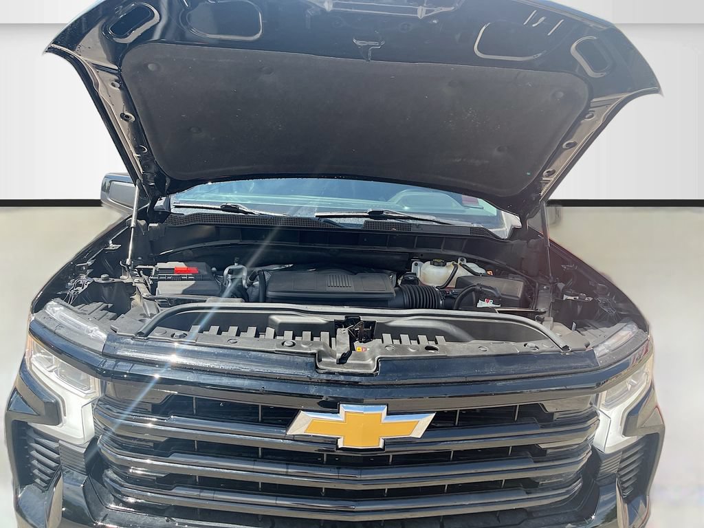 Used 2022 Chevrolet Silverado 1500 RST AWD/4WD image 31