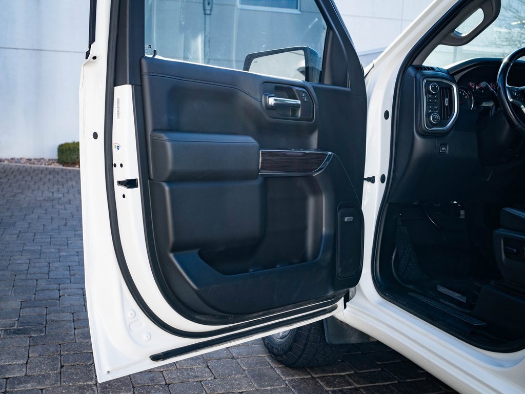 Used 2019 Chevrolet Silverado 1500 RST image 25