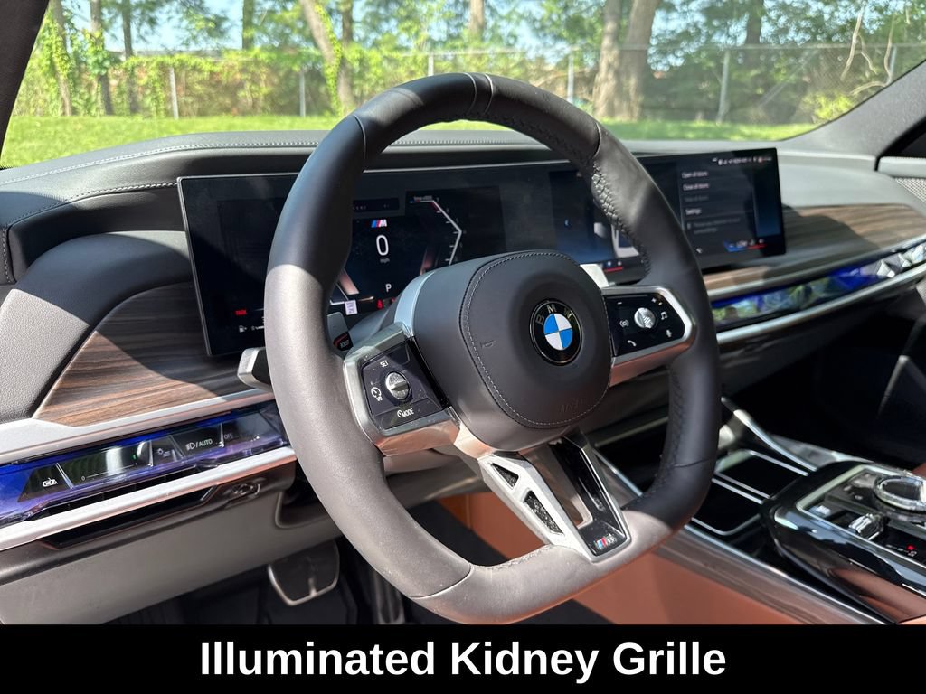 Used 2026 BMW 760i xDrive w/ Executive Package AWD/4WD image 15