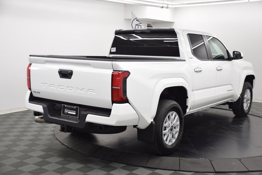 Used 2025 Toyota Tacoma SR5 image 8