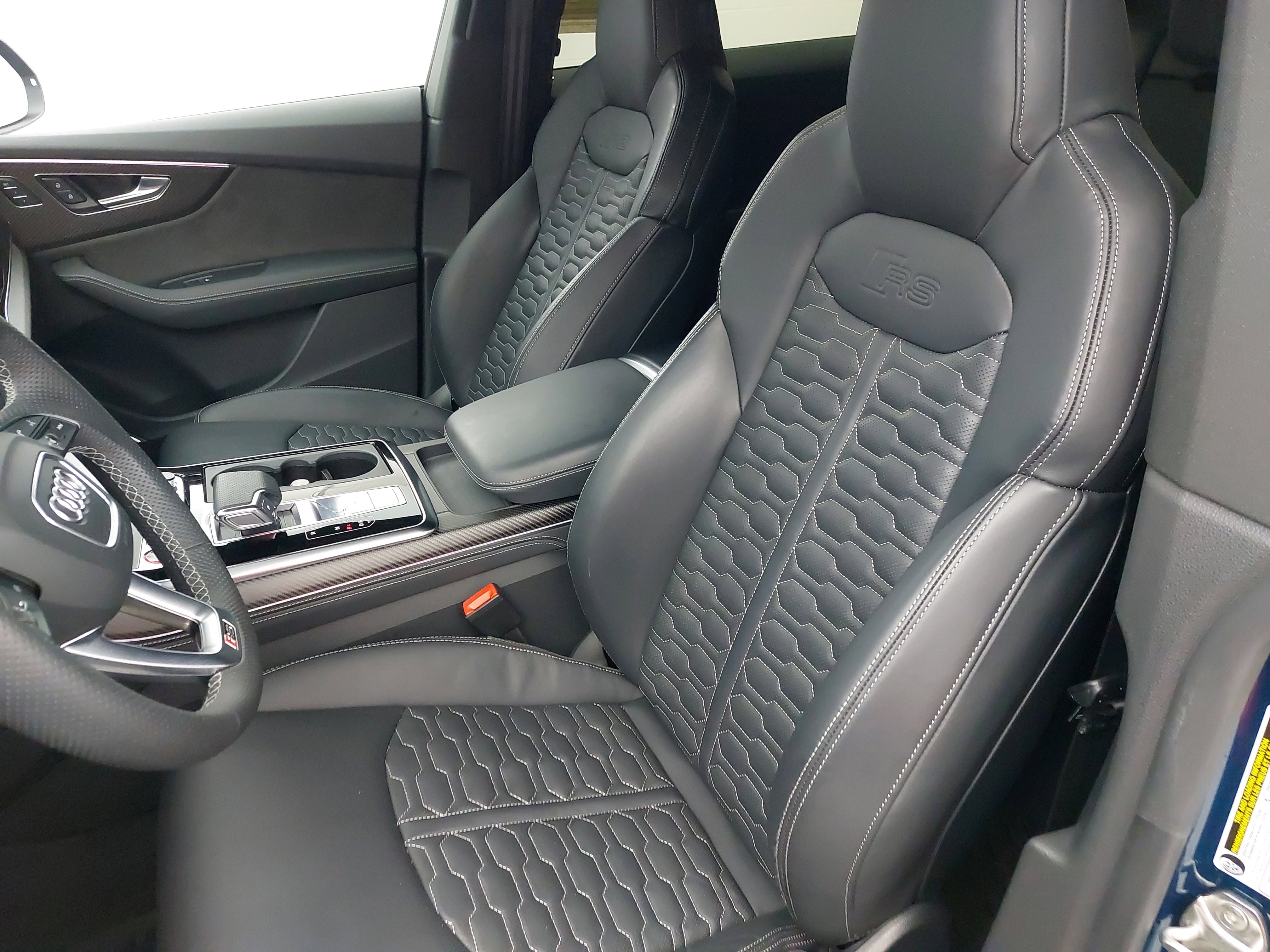 Used 2022 Audi RS Q8 4.0T image 17