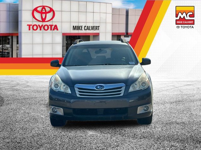 Used 2011 Subaru Outback 3.6R Limited w/ PWR Moonroof Pkg AWD/4WD image 8