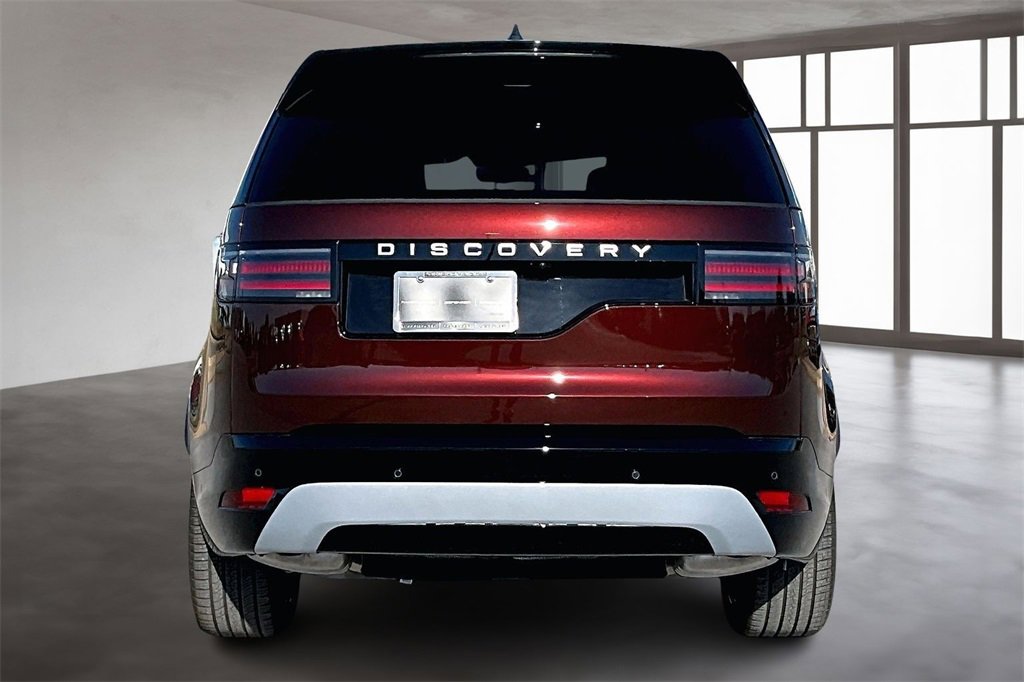 New 2026 Land Rover Discovery Limited Edition image 4