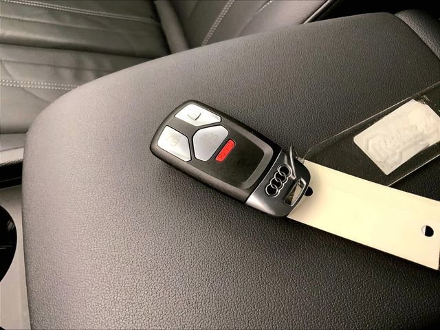 Certified 2023 Audi Q5 2.0T Premium w/ Convenience Package image 11