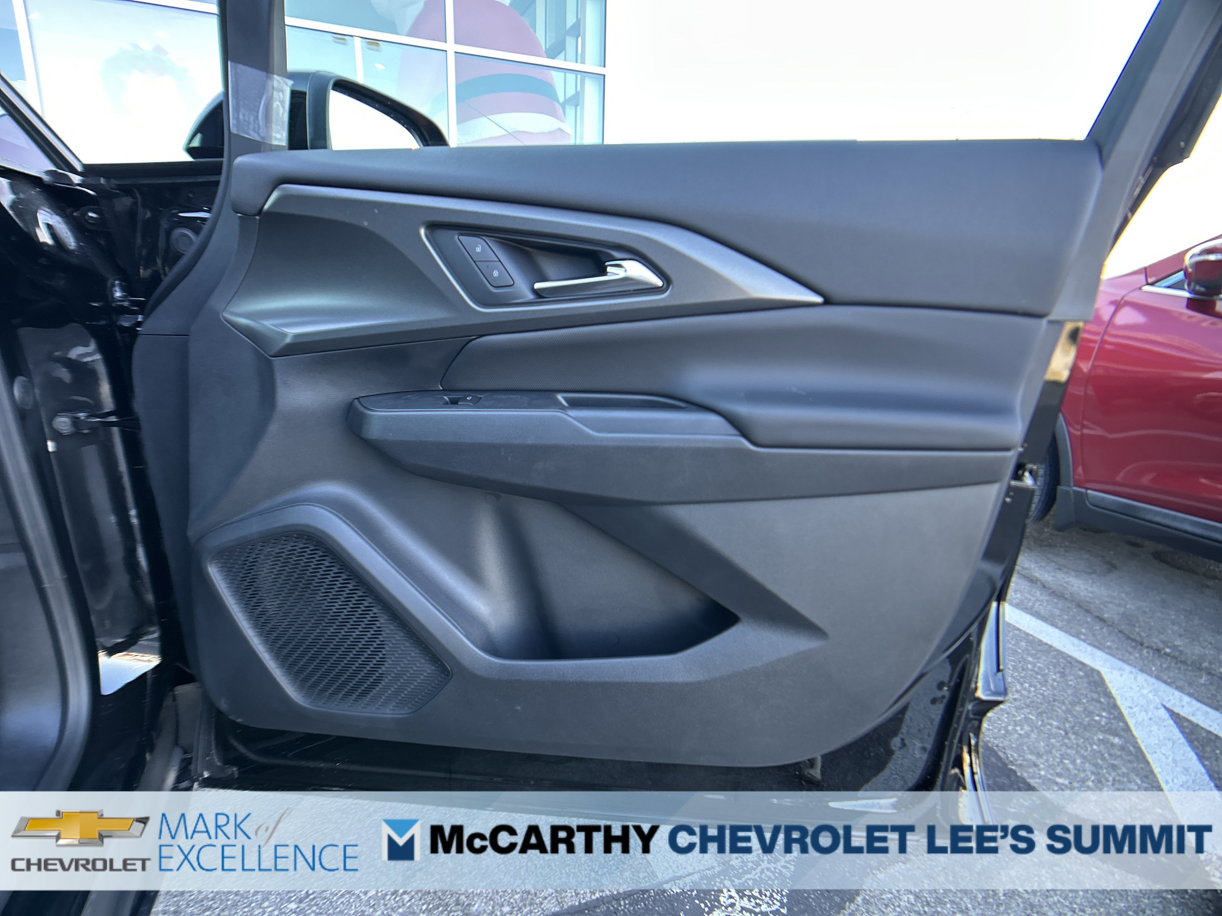 New 2026 Chevrolet Equinox EV LT w/ Comfort Package AWD/4WD image 40