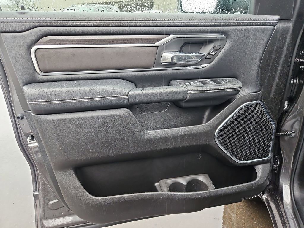New 2026 RAM 1500 Laramie w/ Night Edition AWD/4WD image 11