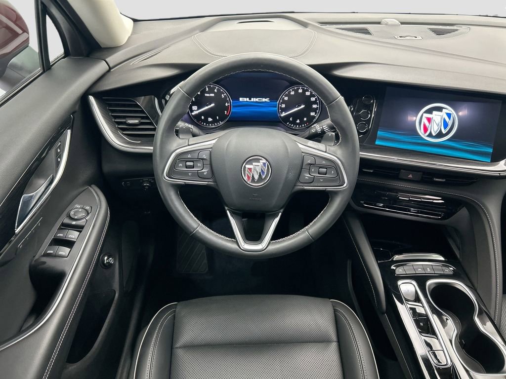 Used 2023 Buick Envision Essence image 10