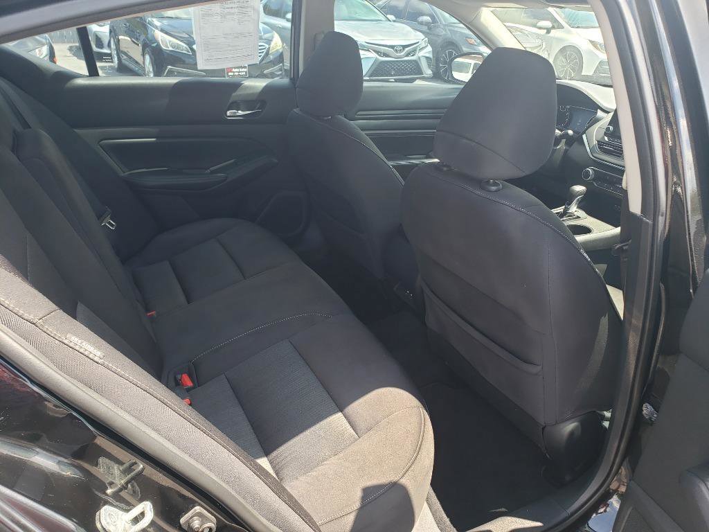 Used 2019 Nissan Altima 2.5 S FWD image 11