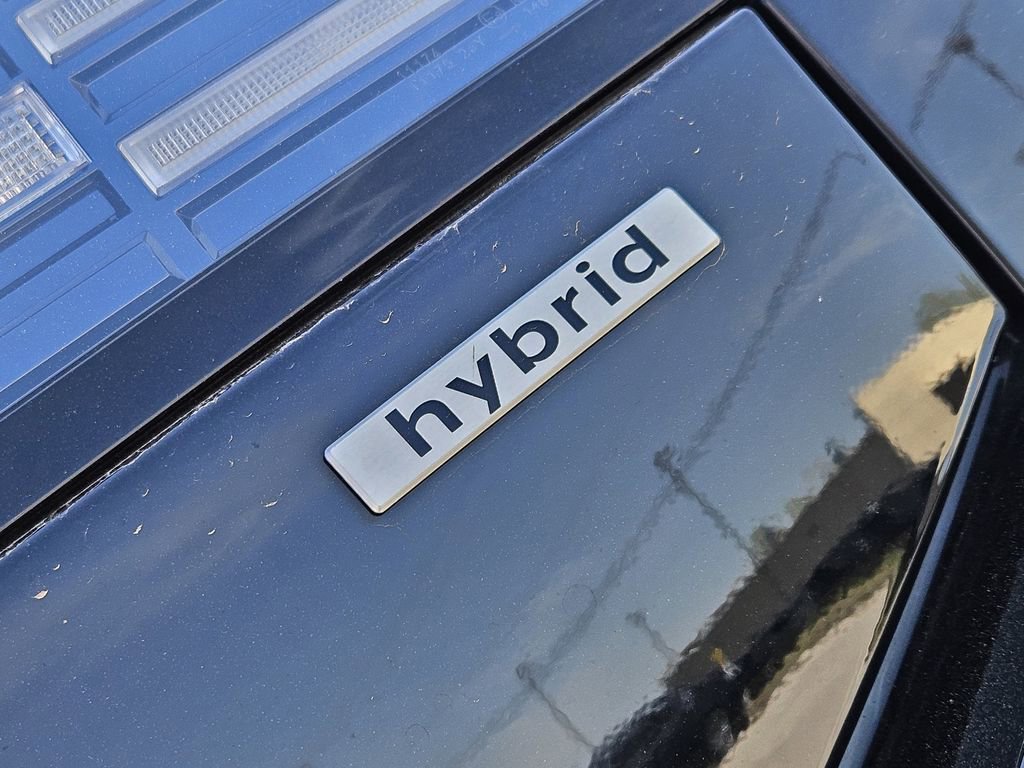 Certified 2025 Hyundai Sonata Limited FWD image 8