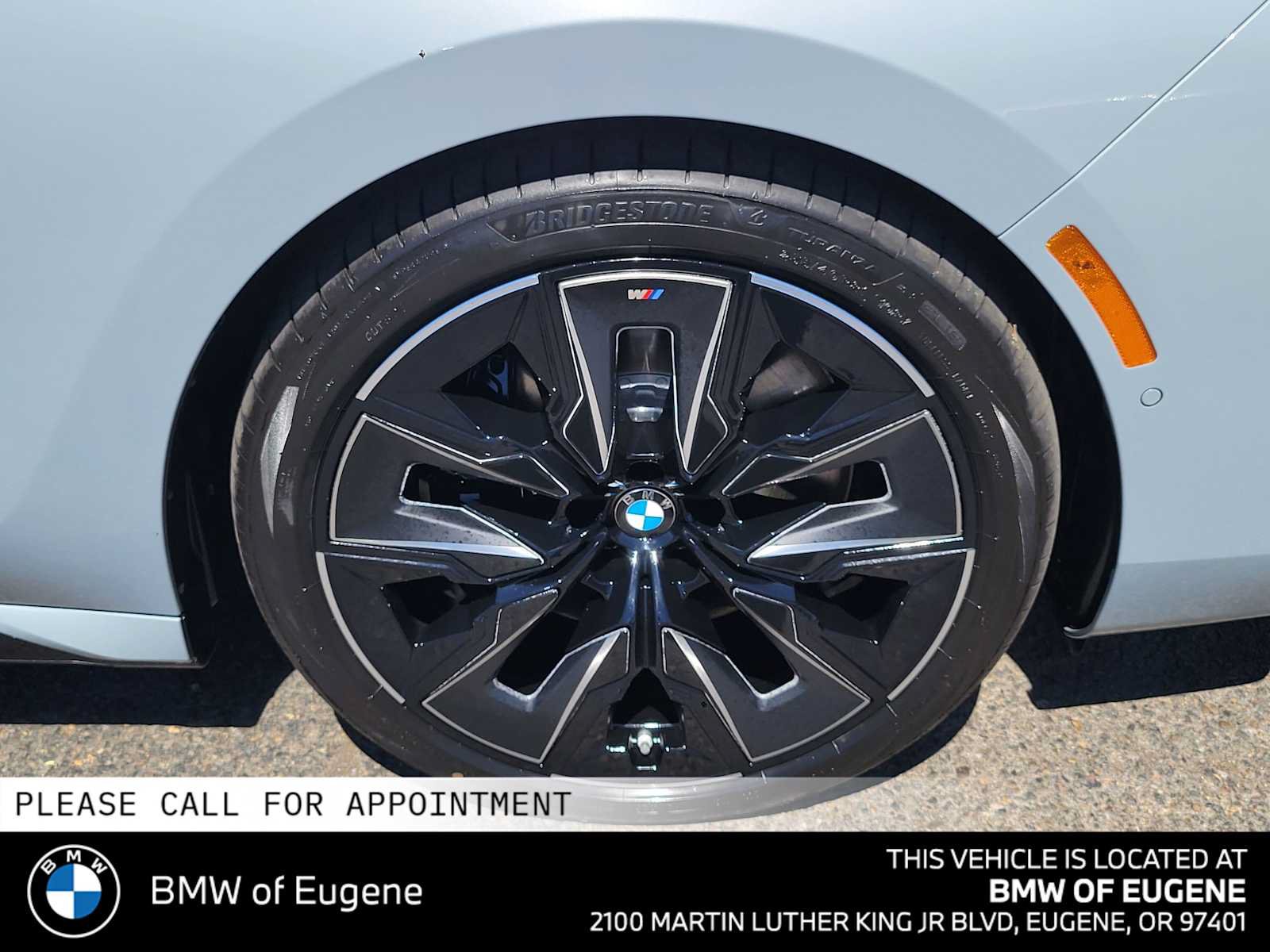 New 2026 BMW 740i xDrive w/ Premium Package AWD/4WD image 9