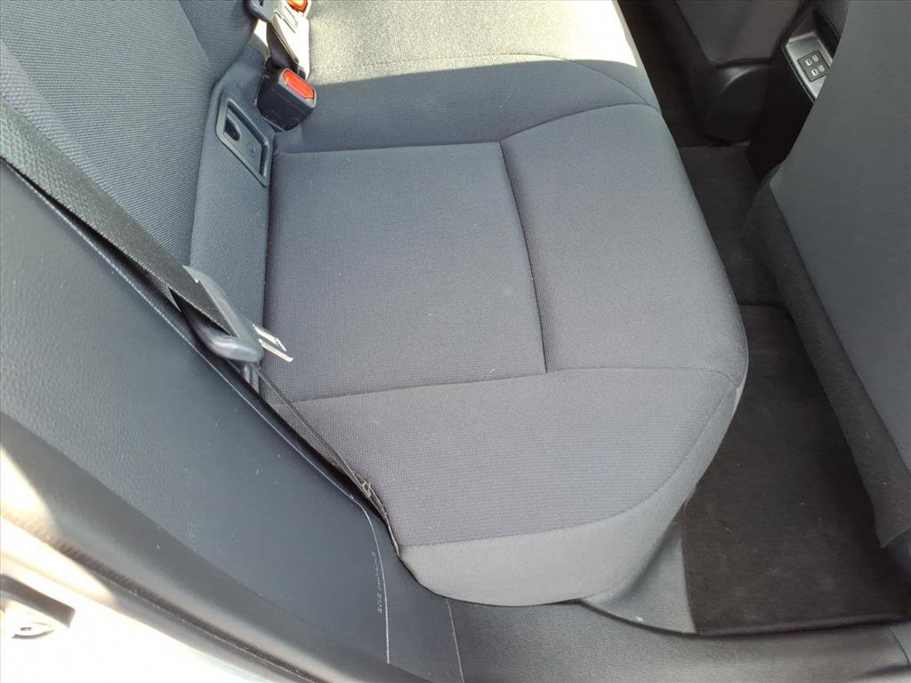 Used 2025 Toyota Corolla LE image 20