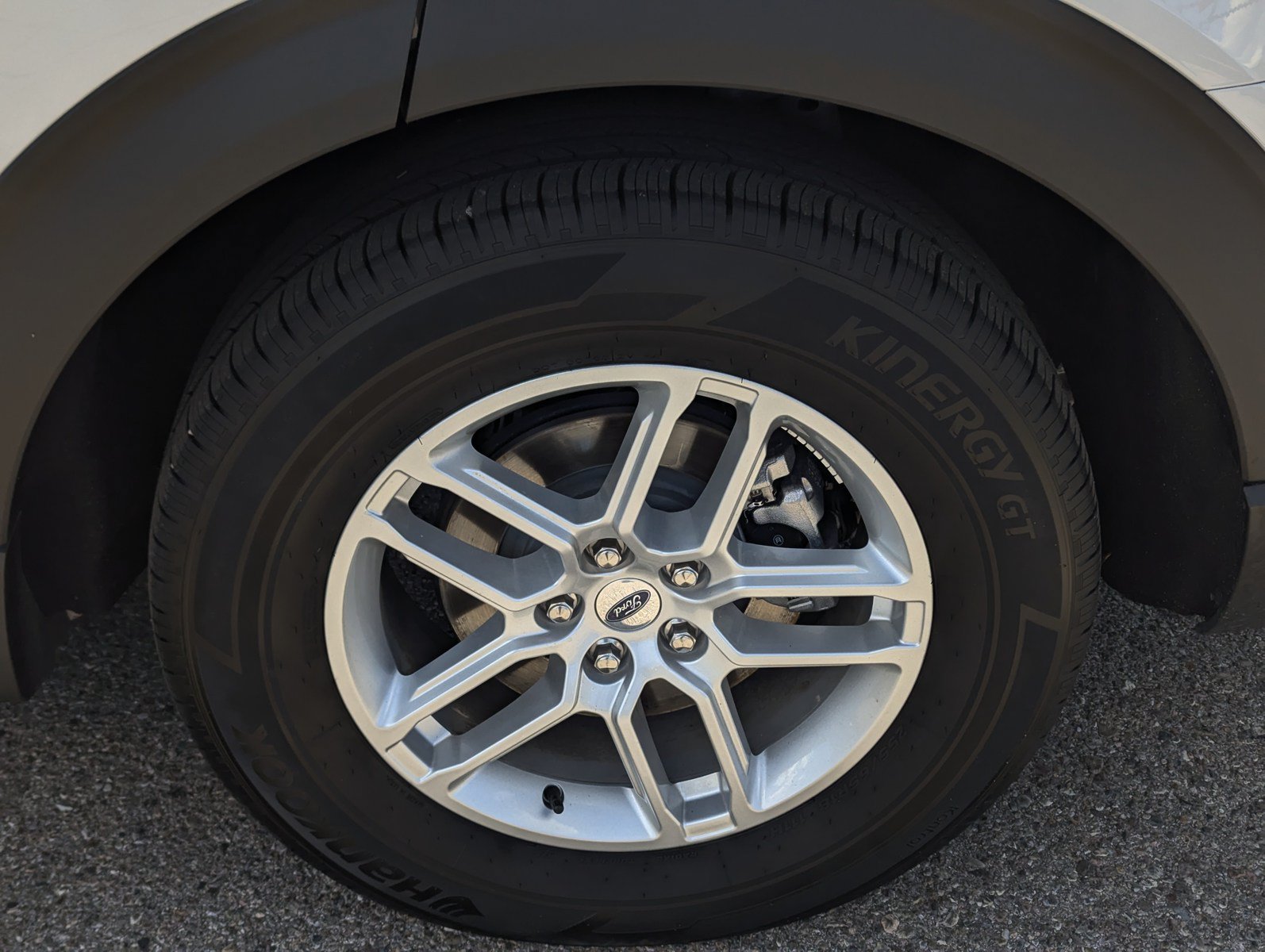 Certified 2025 Ford Explorer Active RWD image 7