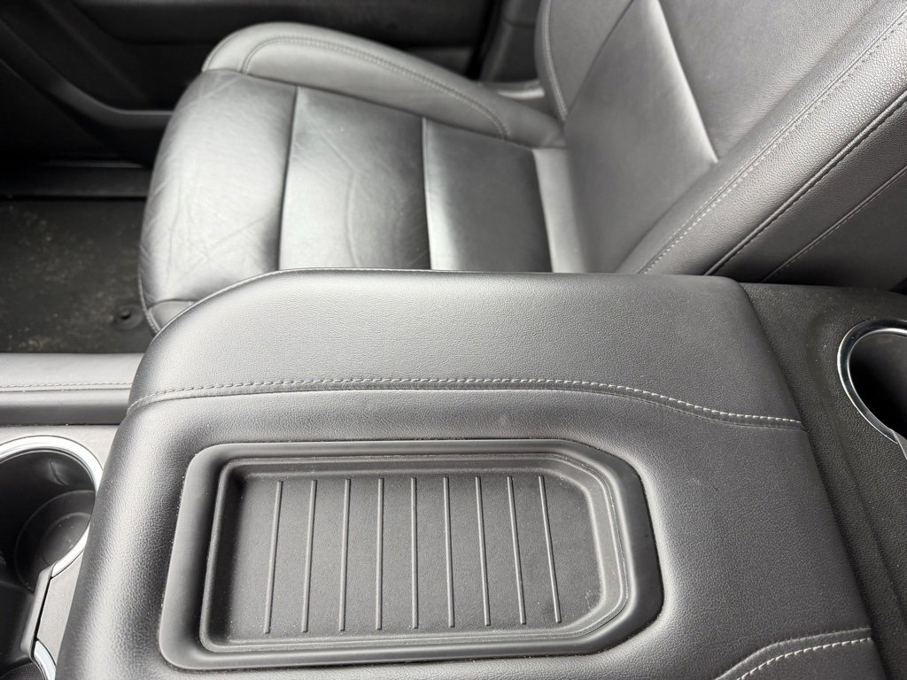 Used 2024 Chevrolet Suburban LT image 21