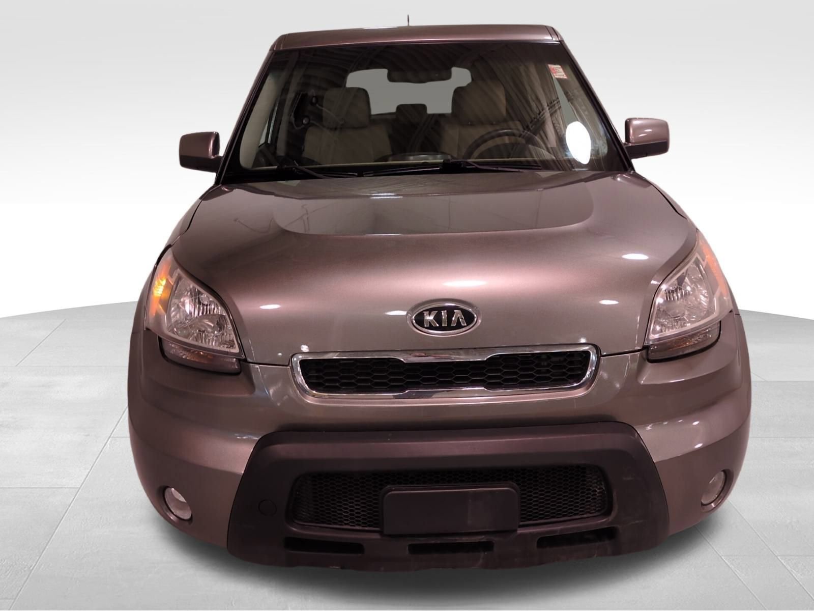Used 2011 Kia Soul ! w/ Premium Pkg image 9