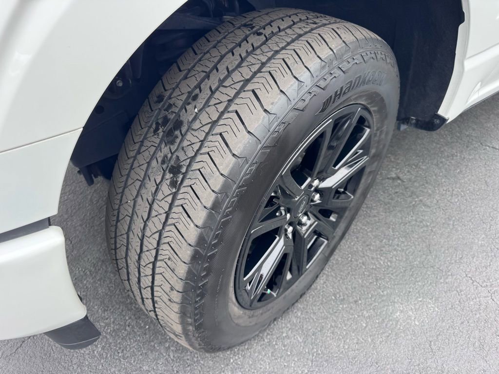 Used 2024 Ford F150 Platinum w/ Equipment Group 702A High AWD/4WD image 3