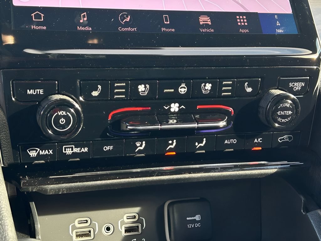 New 2025 Jeep Grand Cherokee Limited w/ Luxury Tech Group II AWD/4WD image 20