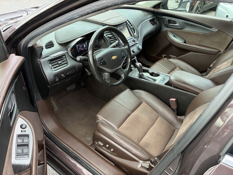 Used 2015 Chevrolet Impala LT w/ Convenience Package image 7