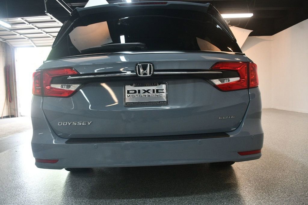 Used 2024 Honda Odyssey Elite image 14