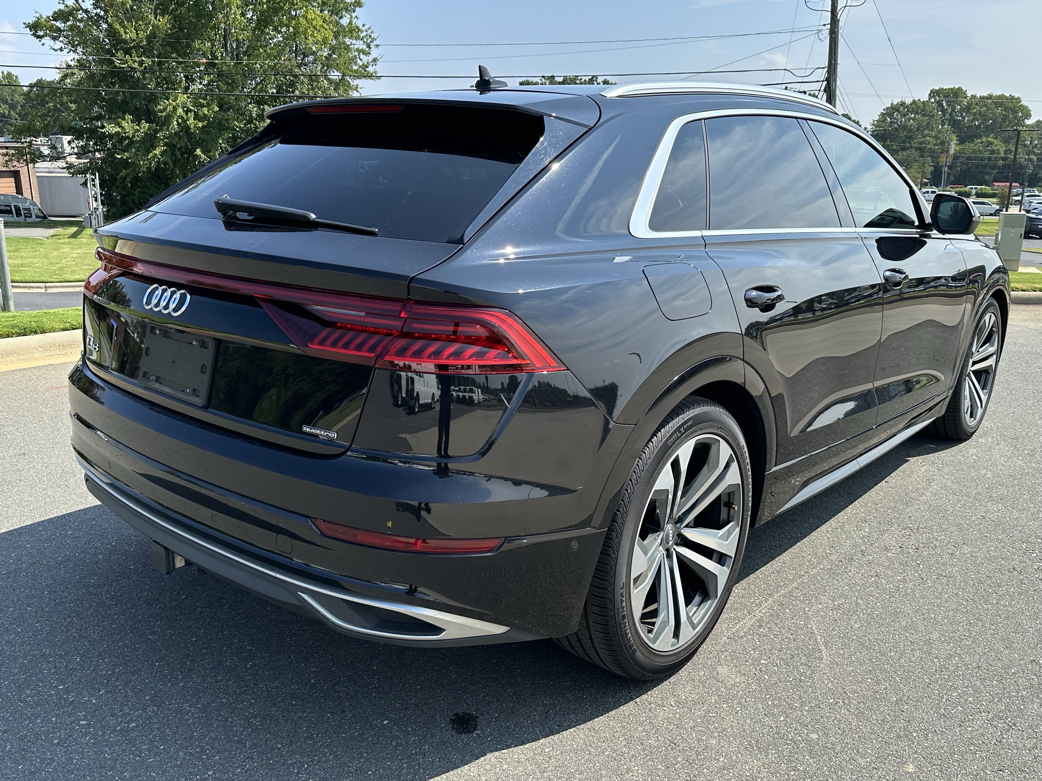 Used 2019 Audi Q8 Premium Plus AWD/4WD image 9