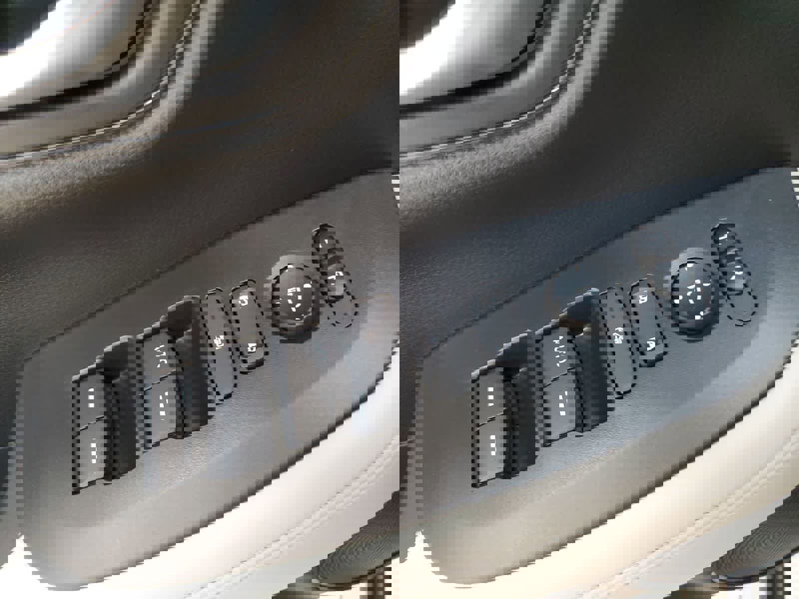 Certified 2026 Honda HR-V LX image 15