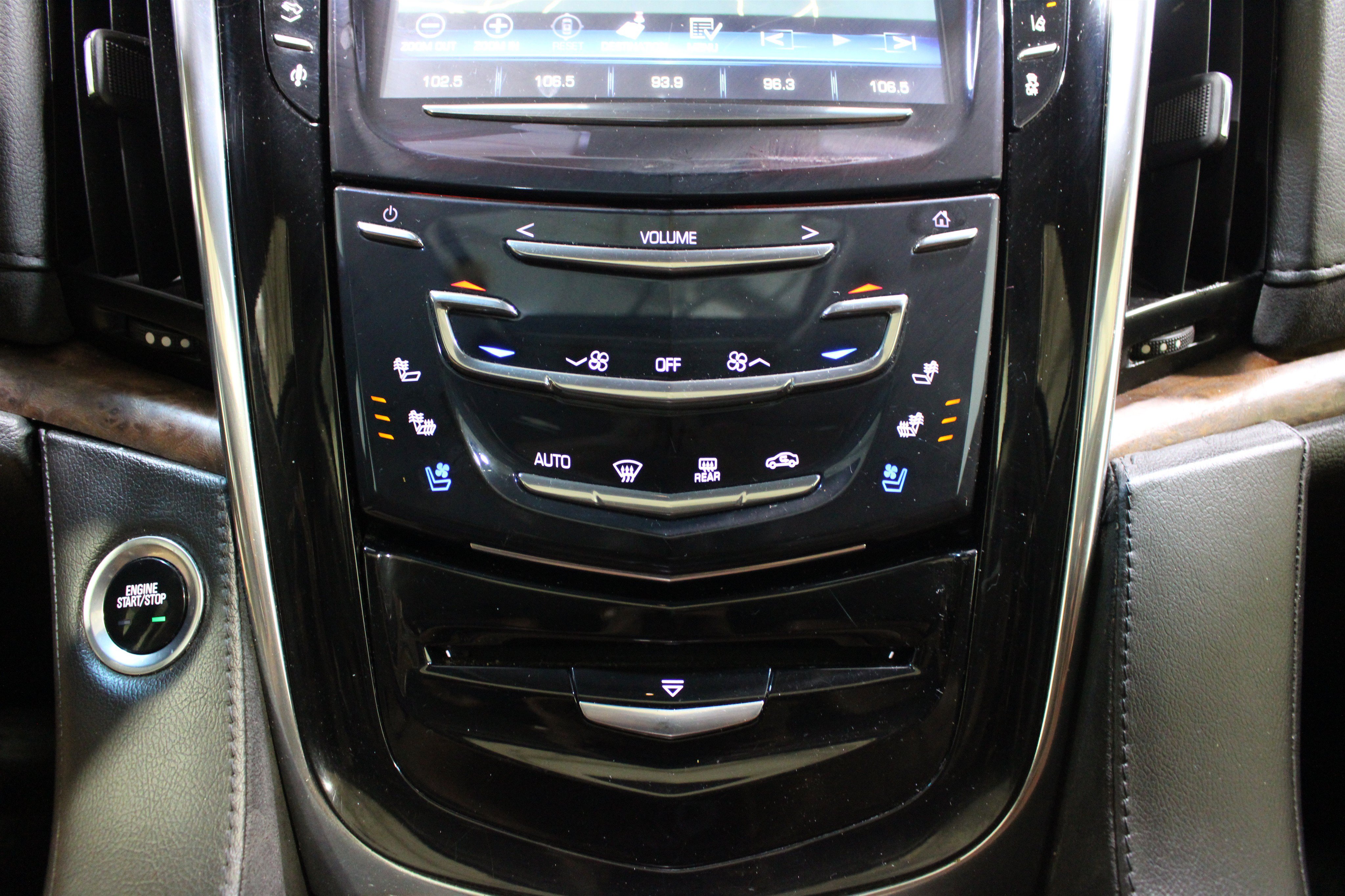 Used 2015 Cadillac Escalade Premium AWD/4WD image 19