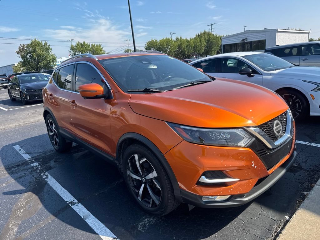 Used 2020 Nissan Rogue Sport SL w/ Premium Package AWD/4WD image 2